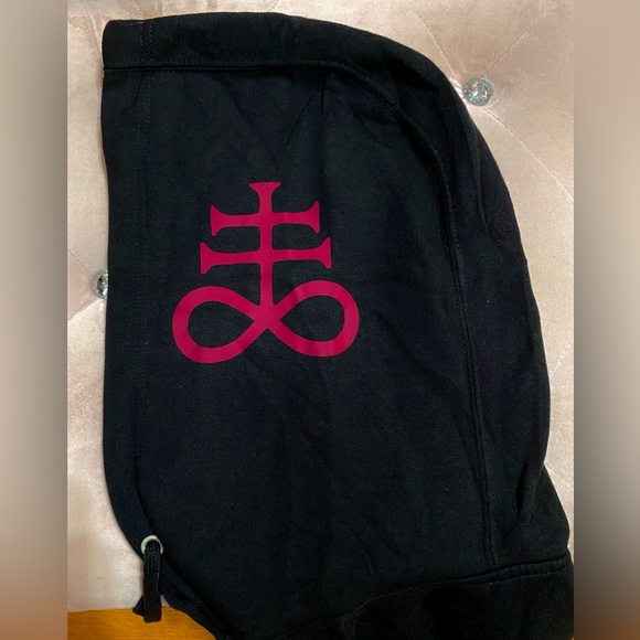 Unisex Black & Deep Red Baphomet Satanic Hoodie💀 Size XL - Picture 10 of 15